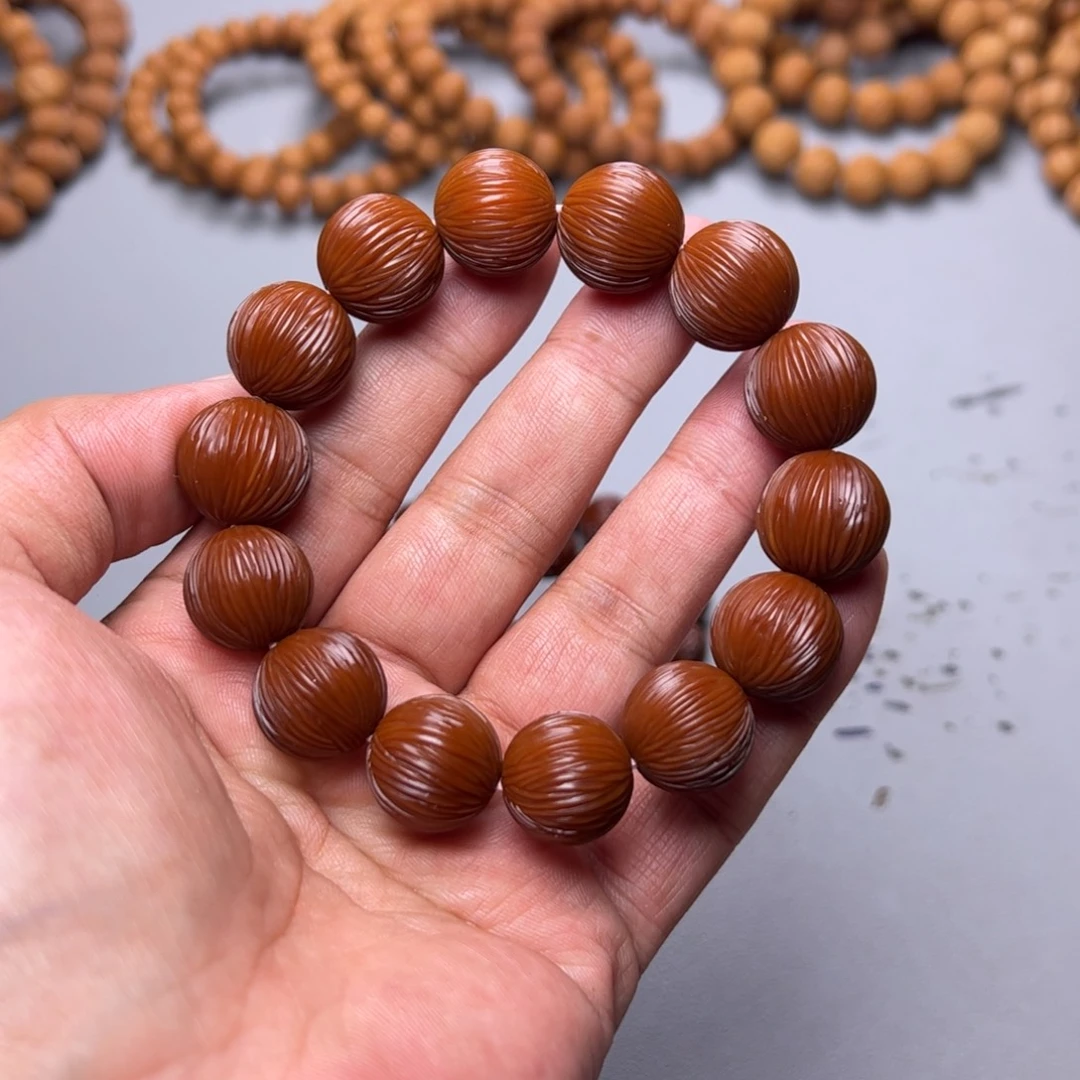 猴头核桃吊坠猴头金丝