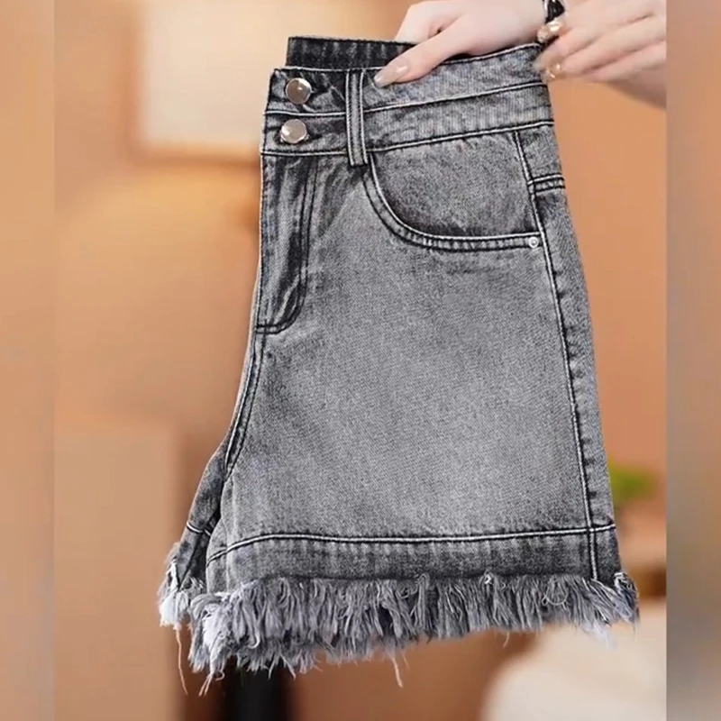 灰色牛仔短裤女夏季2025时尚双扣高腰宽松洋气a字阔腿裤毛边热裤