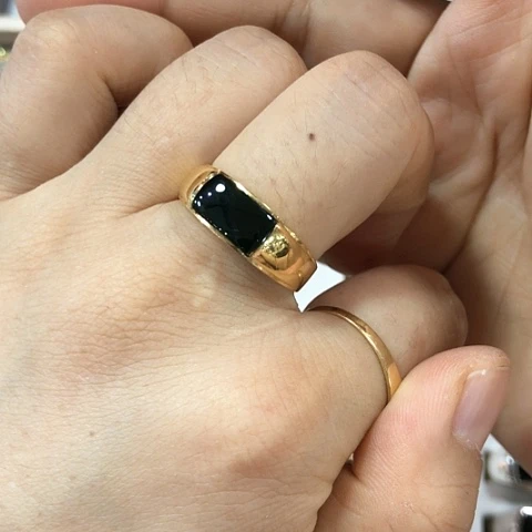 翡翠戒指18K金镶嵌缅甸天然A货翡翠