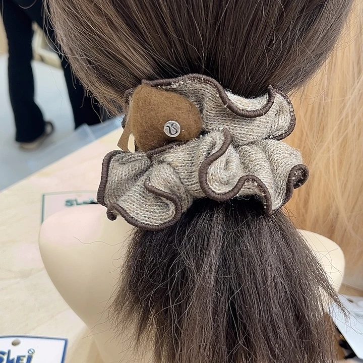 布艺铁合金棕色爱心发圈