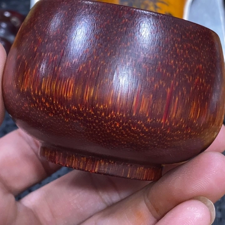 滴血莲花菩提吊坠