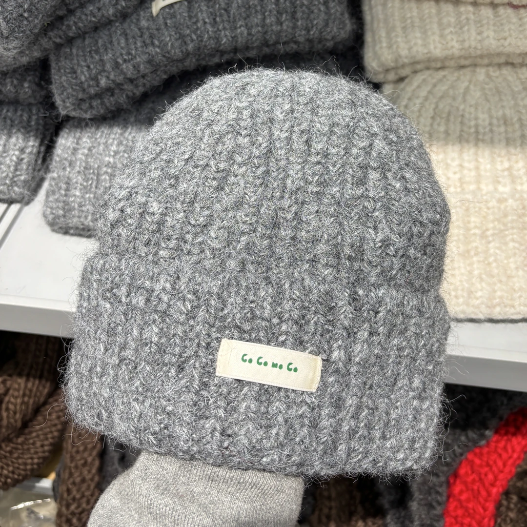 秋冬韩系时尚百搭字母印花加绒针织冷帽防寒护耳显脸小