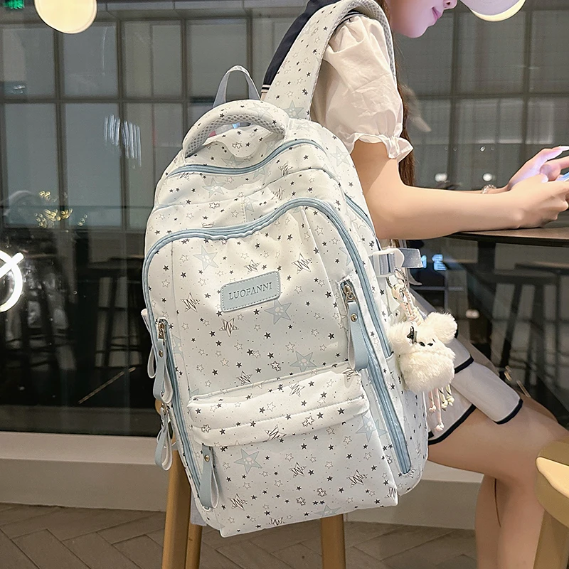 初中女生书包高颜值减负双肩包中学生小学生学院风百搭日系风背包