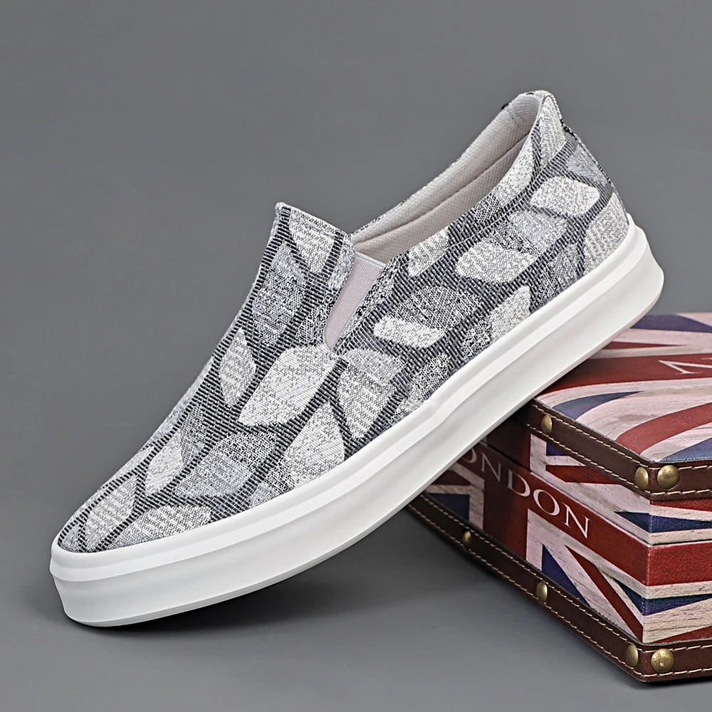 2025春季新款男士布鞋轻便舒适一脚蹬懒人鞋百搭拼色休闲鞋25001