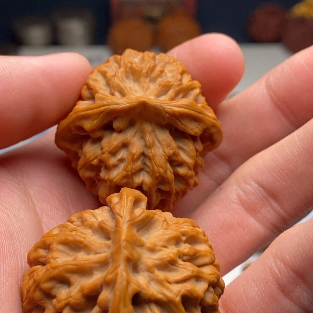 噜***噜把件文玩核桃秦闷