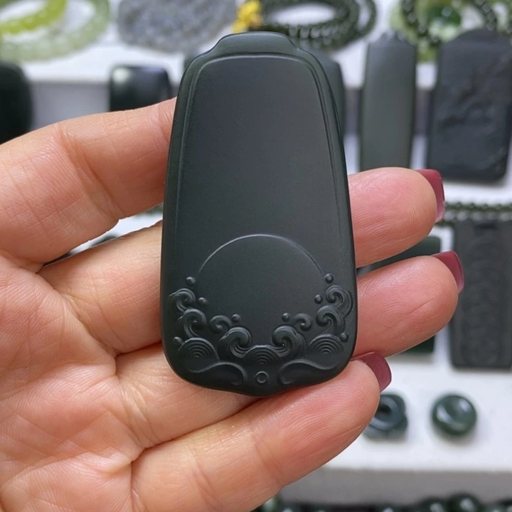 和田玉未镶嵌珠宝奇石