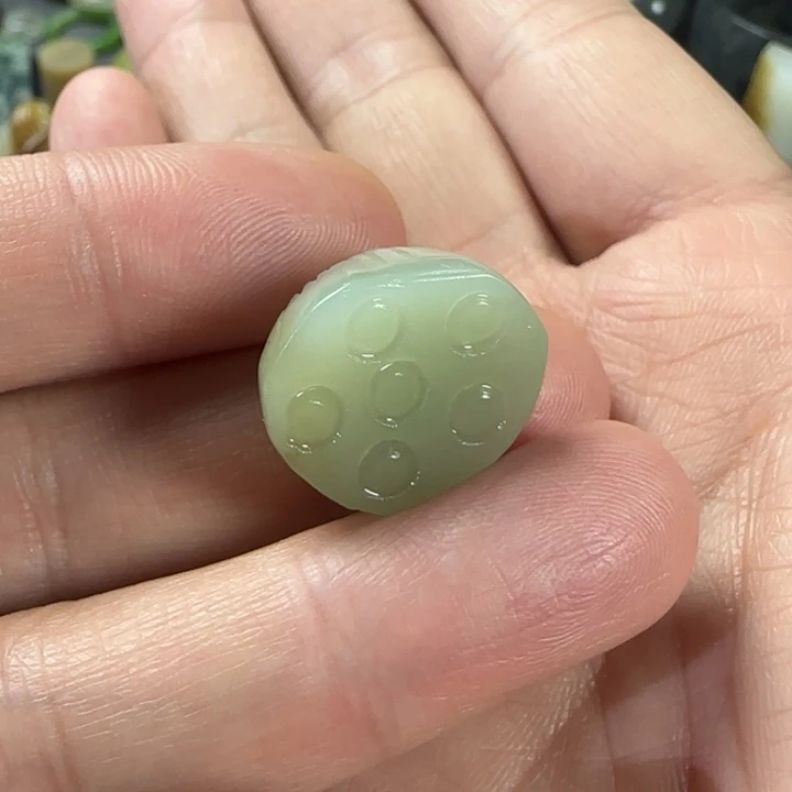 和田玉未镶嵌颈饰福利