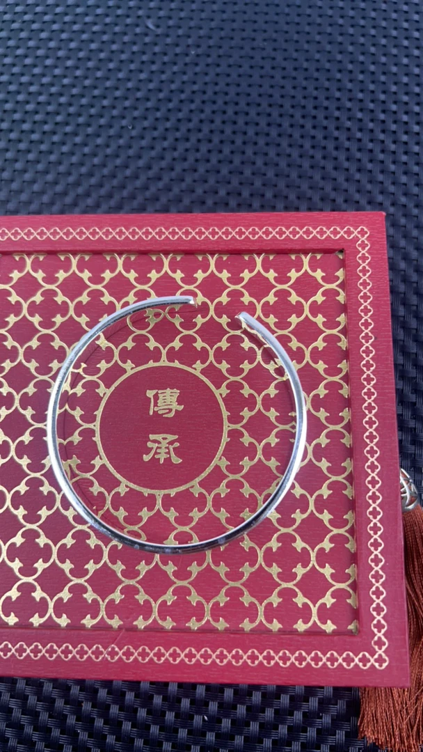 A100024开口素圈银色手镯