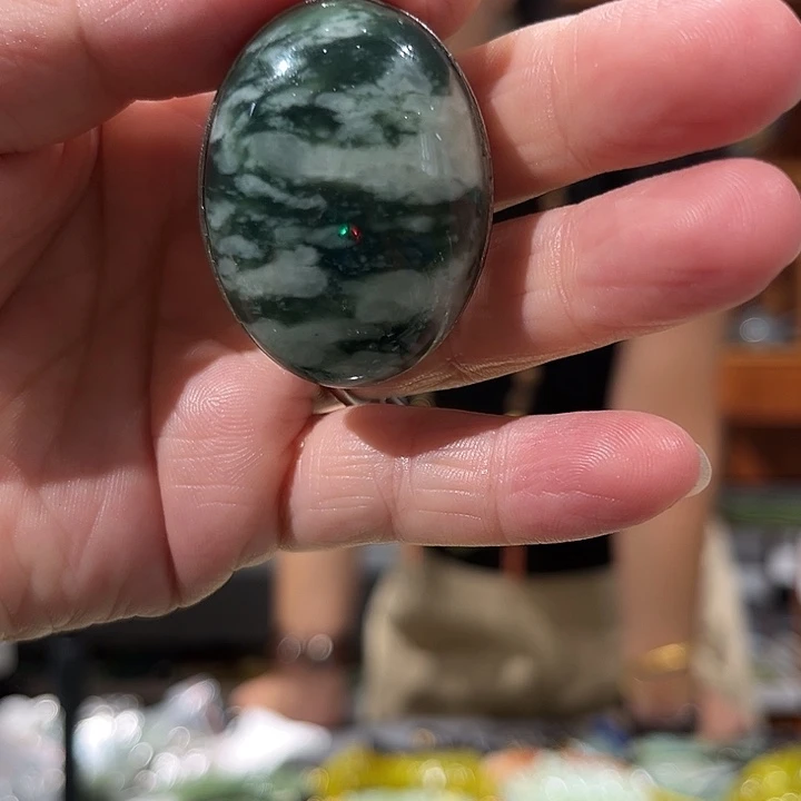 未镶嵌岫玉毛衣链