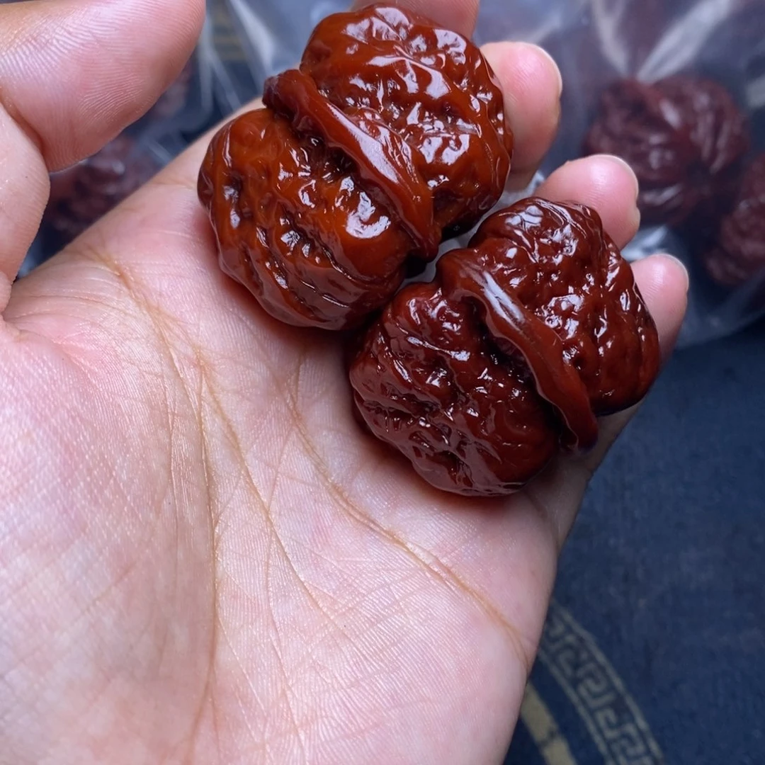 文玩核桃吊坠蛤蟆头37 色差
