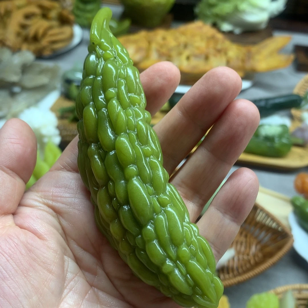 蛇纹石玉未镶嵌手把件