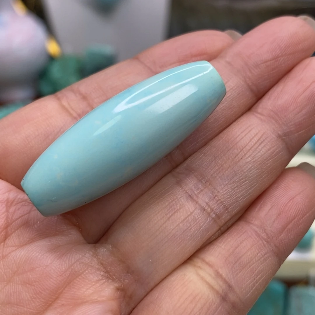绿松石未镶嵌珠宝奇石13.6×36.9