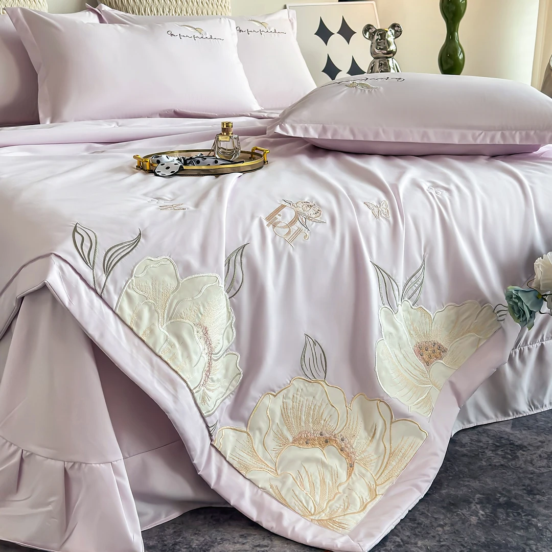 夏凉被四件套可机洗裸睡凉感空调被子刺绣花夏被四件套【芙蓉】