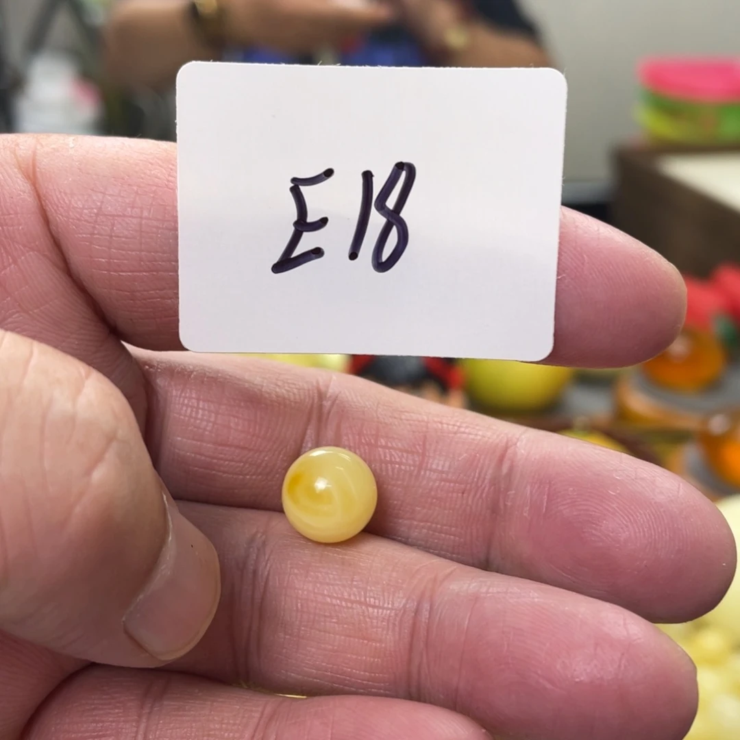 手链琥珀未镶嵌多样性发，发其中一件