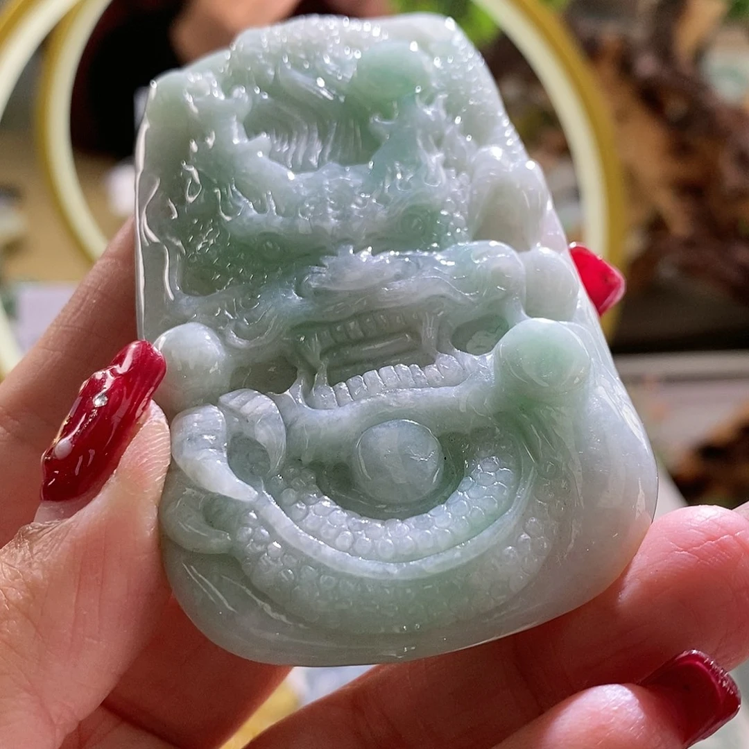 【闪购商品】翡翠颈饰未镶嵌龙牌