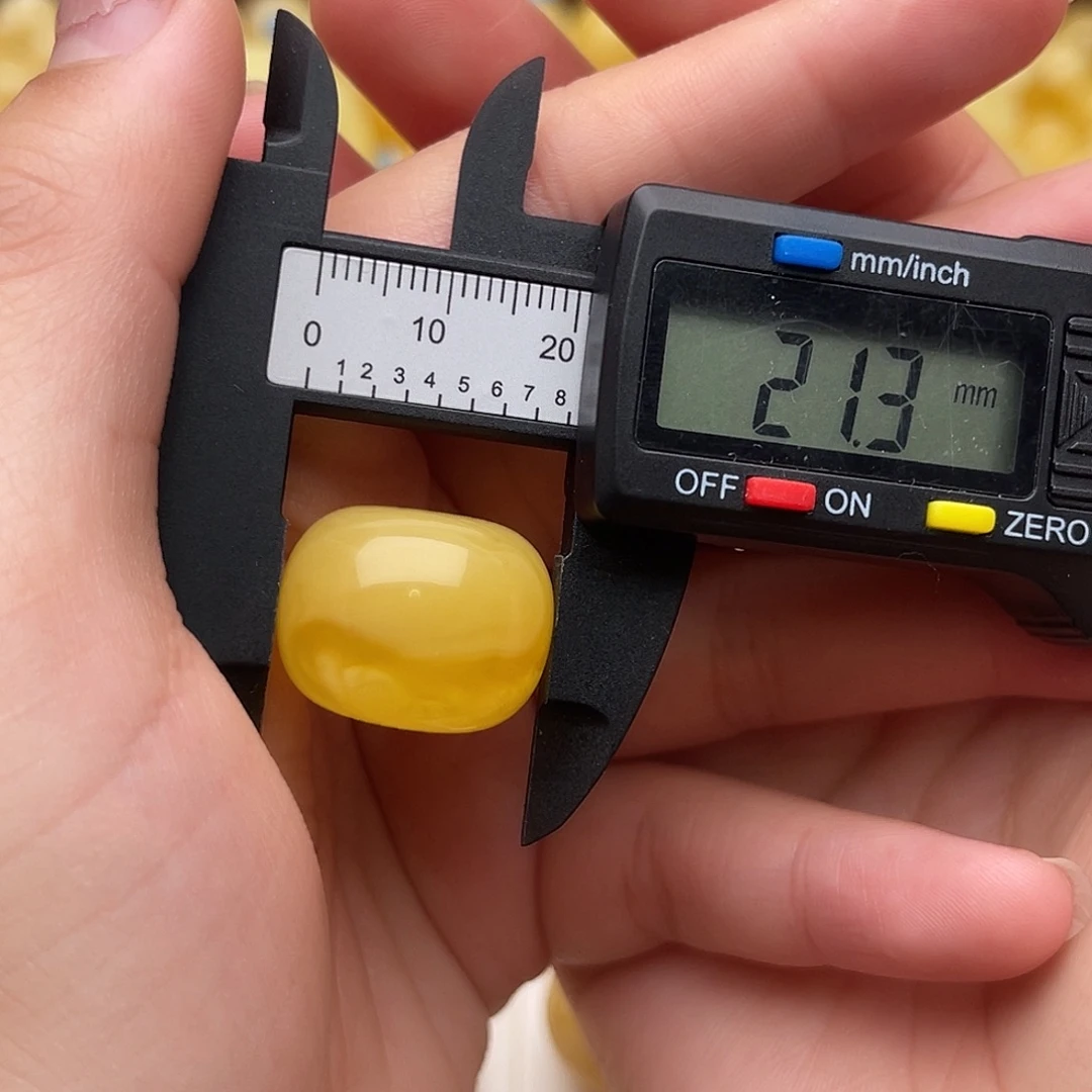 琥珀未镶嵌裸石蜜蜡墩子梦