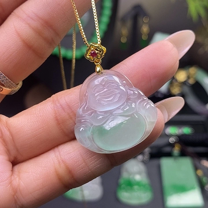 翡翠未镶嵌吊坠(赠链)