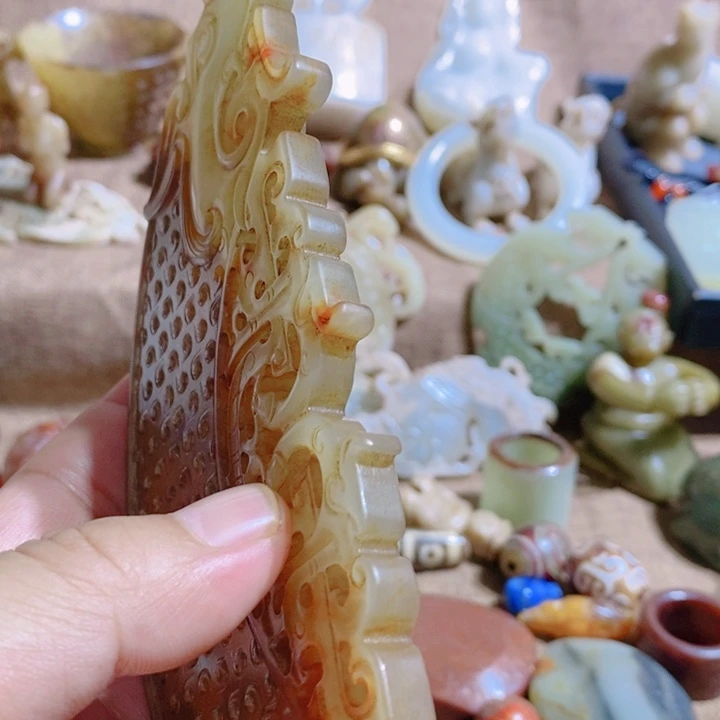 和田玉未镶嵌吊坠(不含链)