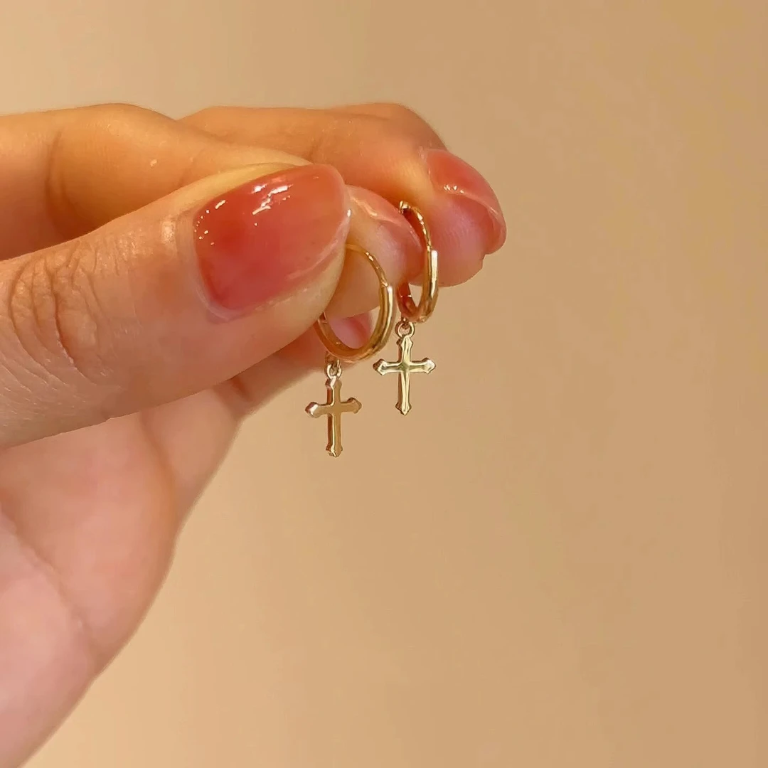 铜合金耳饰 金色素圈十字架耳环女时尚小众设计高级感冷淡风耳饰