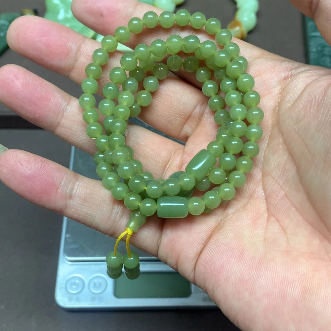 岫岩老玉（透闪石质玉）未镶嵌颈饰主****谢