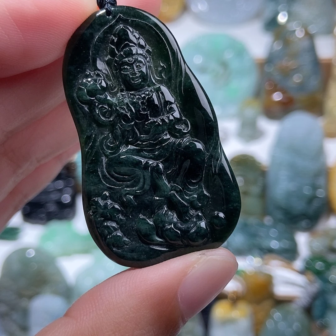 颈饰未镶嵌翡翠天然