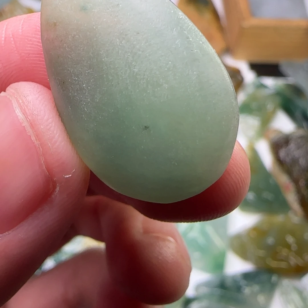 定制翡翠未镶嵌不包工