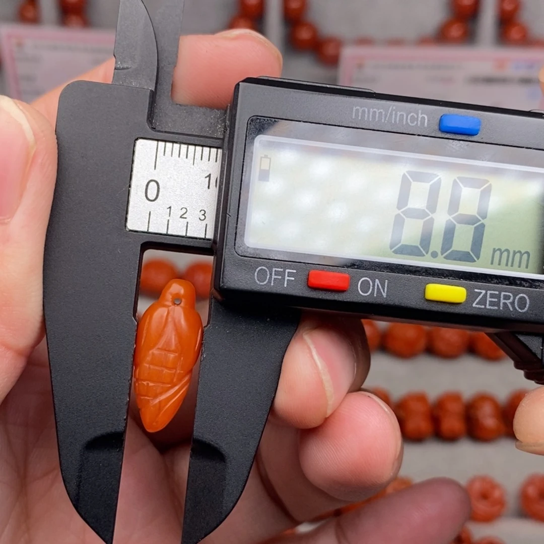 南红玛瑙配饰未镶嵌