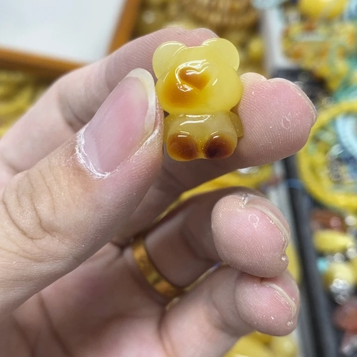 未镶嵌蜜蜡裸石吊坠
