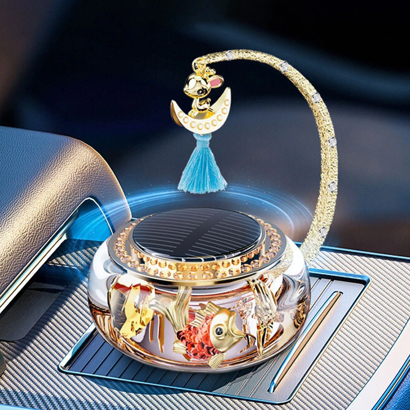 太阳能车载香水旋转木马鱼旋转香薰香氛摆件除异味淡香膏