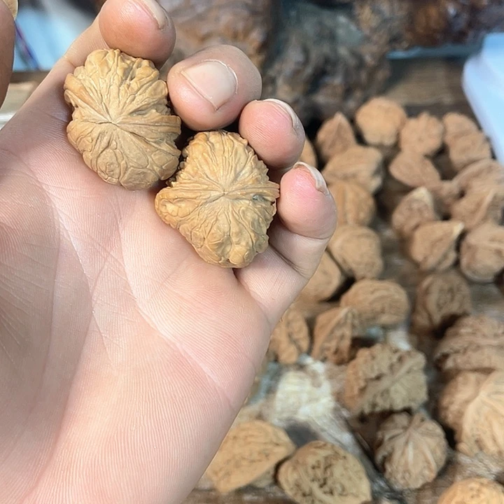老***糊吊坠文玩核桃文玩核桃精品文玩