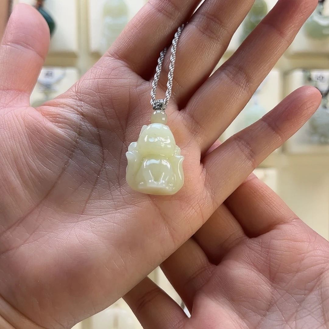 泡***芙和田玉未镶嵌手机链