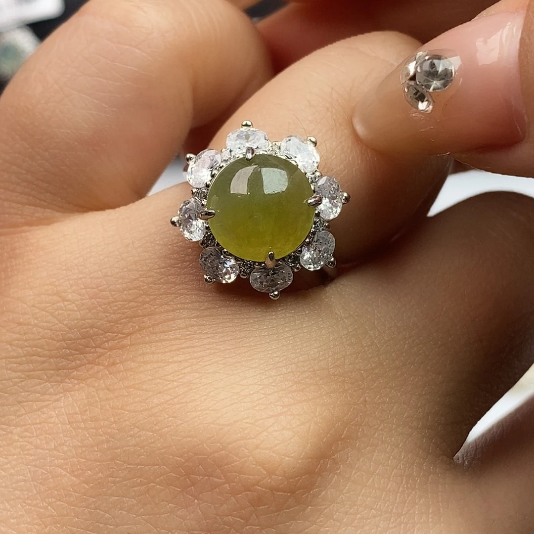 翡翠未镶嵌戒指翡翠