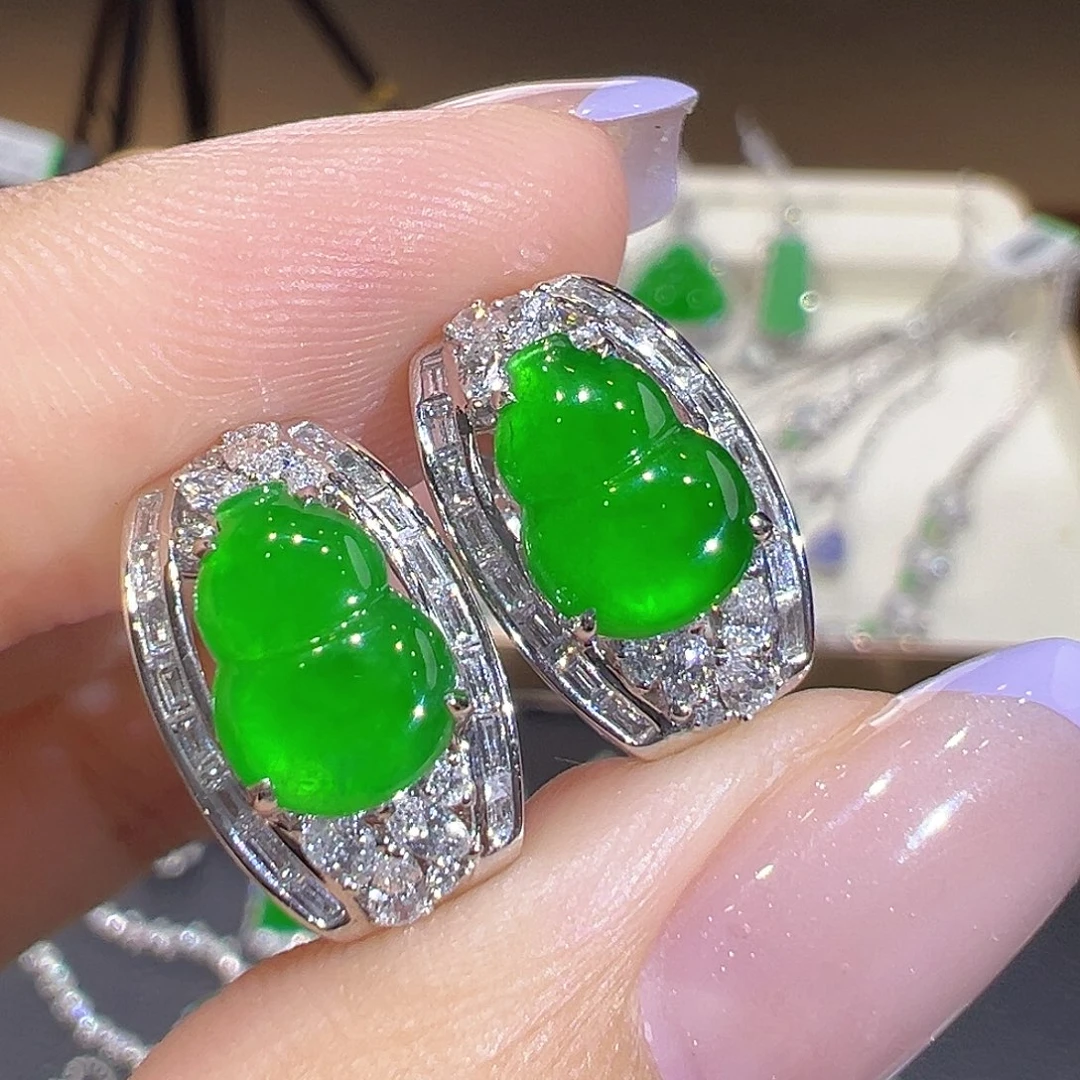 翡翠18K金镶嵌耳环翡翠