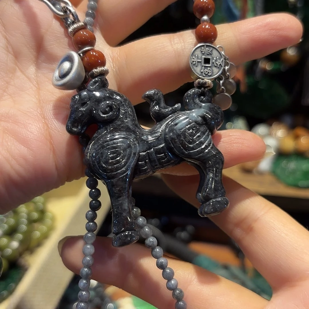 翡翠颈饰未镶嵌原创