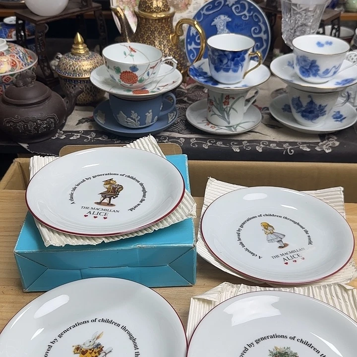瓷片爱丽丝梦游仙境4个啊啊啊啊啊啊啊啊啊