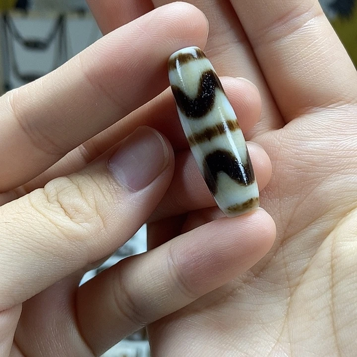 玛瑙/玉髓散珠双牙牙