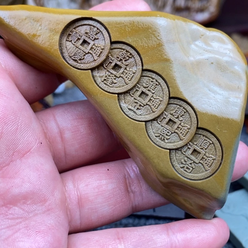 【闪购商品】原石雕刻手把件
