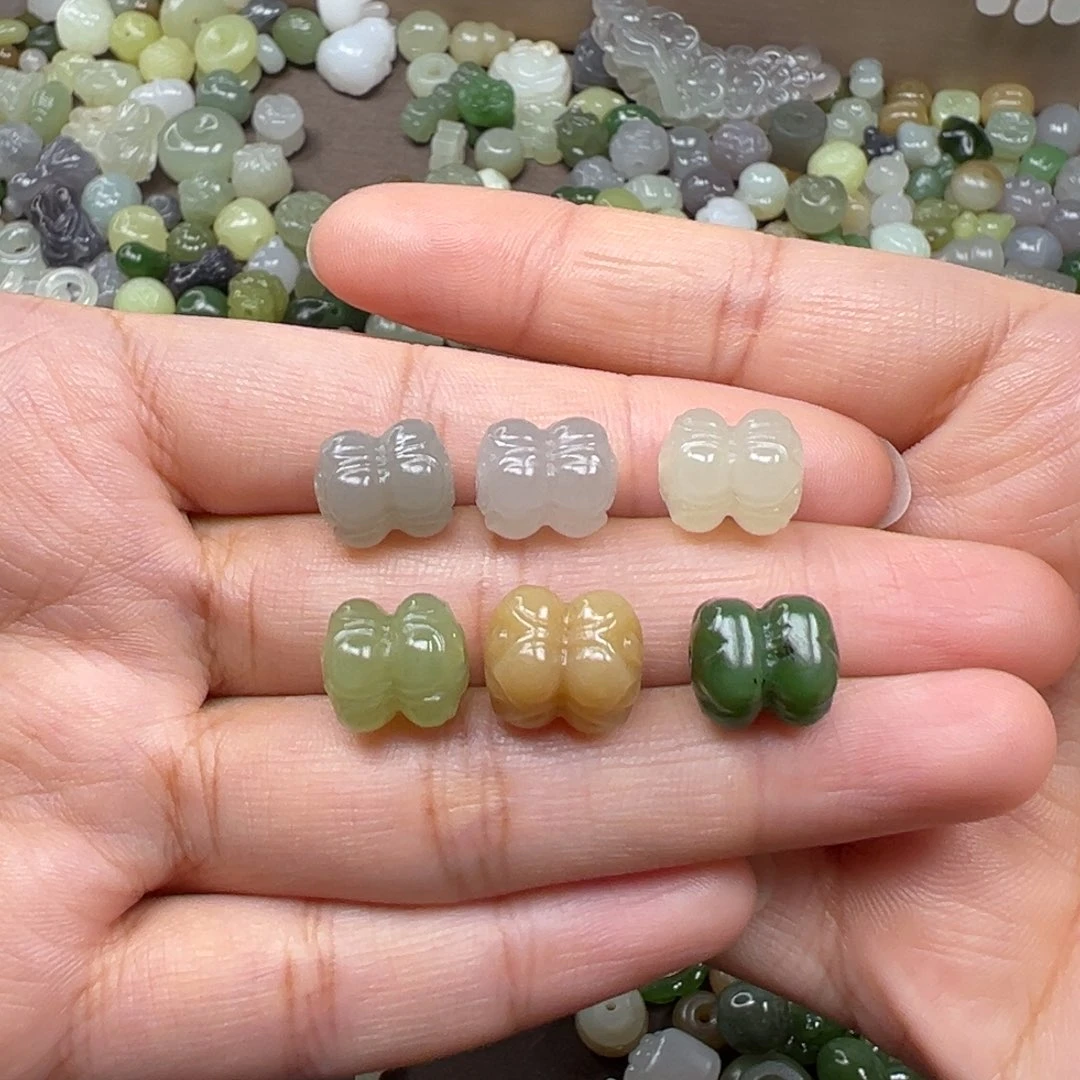 和田玉未镶嵌颈饰98一个多样性发其一