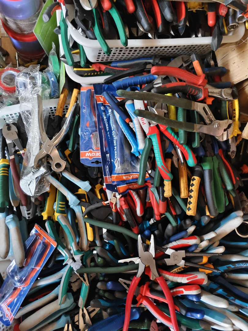 1036号居家日用五金工具手动工具其款式五金工具杂款以直播间为准