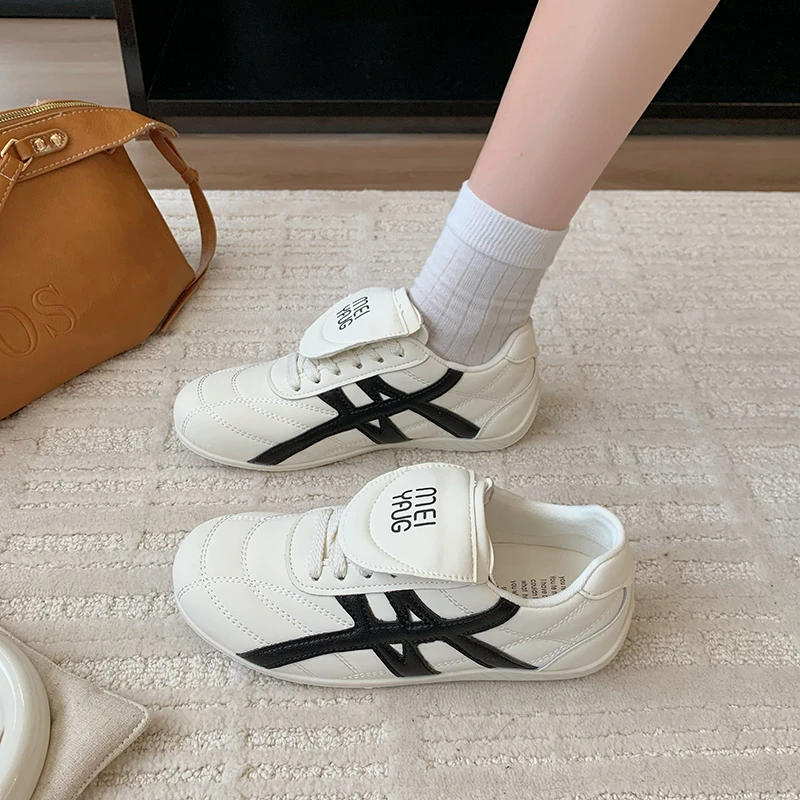 德训鞋女2025夏季新款女鞋复古平底阿甘鞋翻盖休闲运动鞋小白鞋子