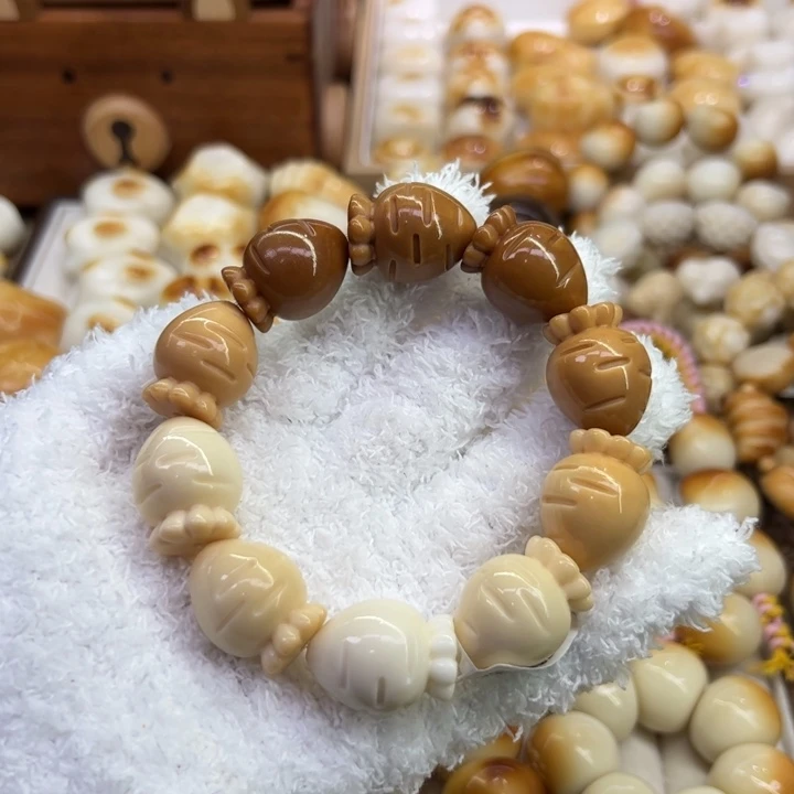 菩提根/象牙果手串79 象牙果原果雕刻渐变胡萝卜