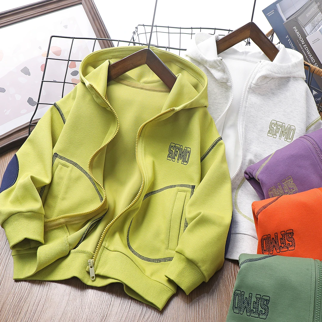 儿童2025春季新款外套男女中大童帅气连帽外套25C06