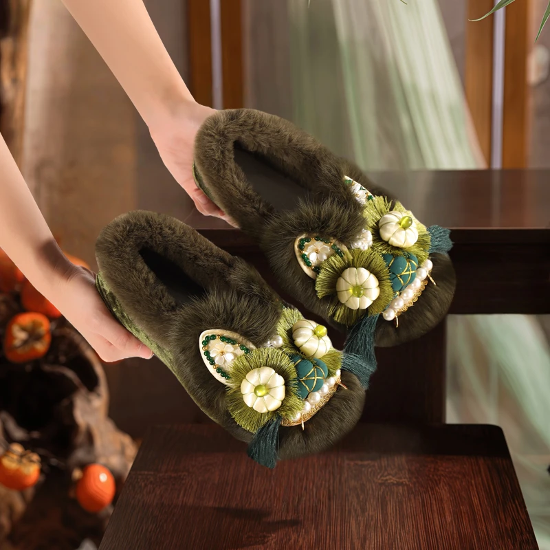 2026冬季新款国潮虎头鞋女外穿绿色加绒软底棉鞋非遗民俗风绣花鞋