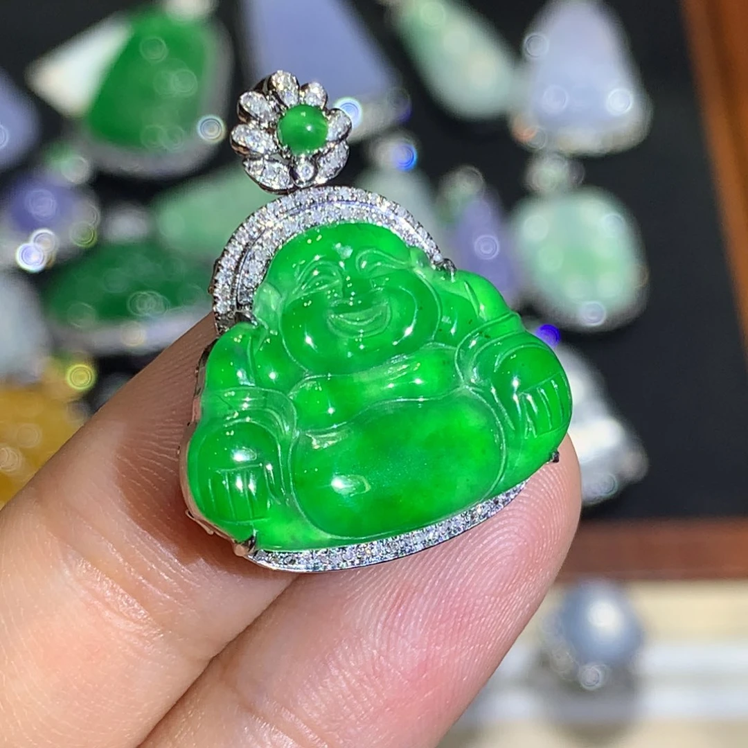 翡翠18K金镶嵌颈饰8、