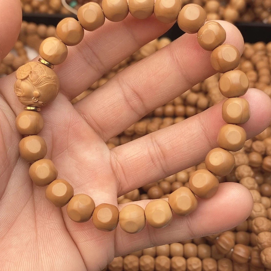 猴头核桃手串鲨鱼精品手串