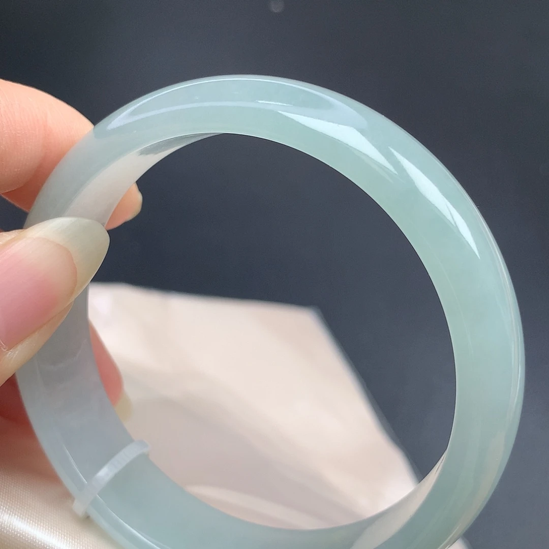 翡翠未镶嵌手镯56.8圈口