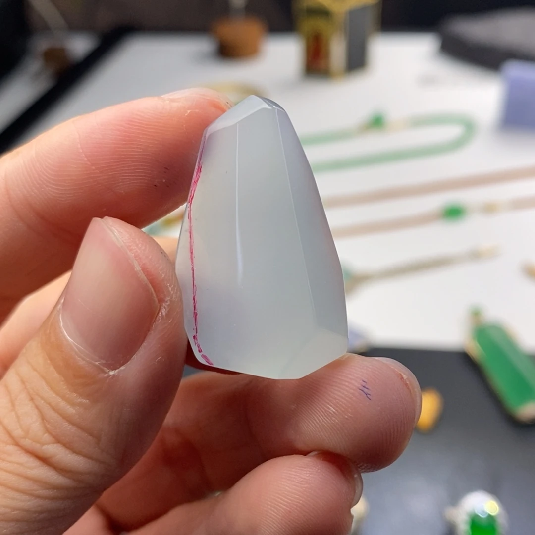 定制翡翠未镶嵌包工