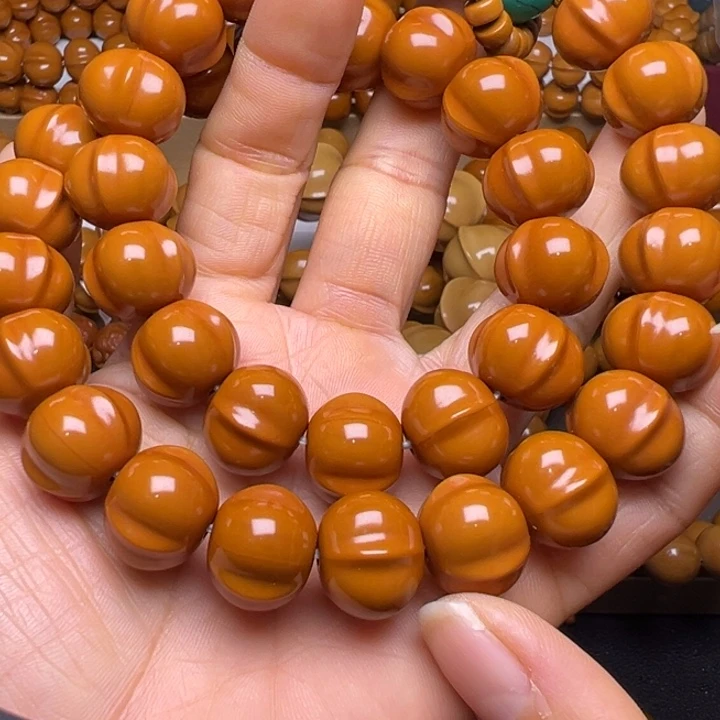 吊坠橄榄核聚宝盆