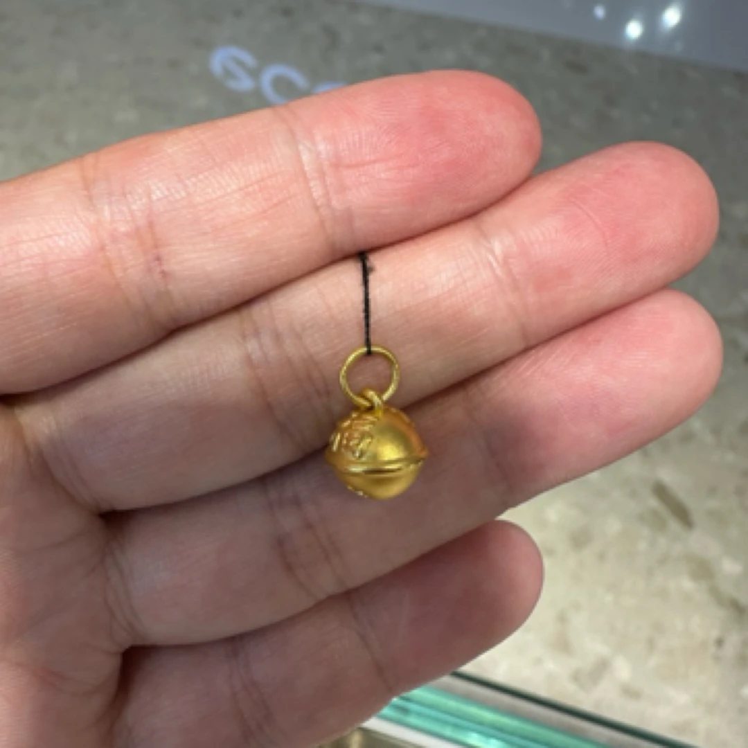 【老庙黄金】2足金挂坠小铃铛