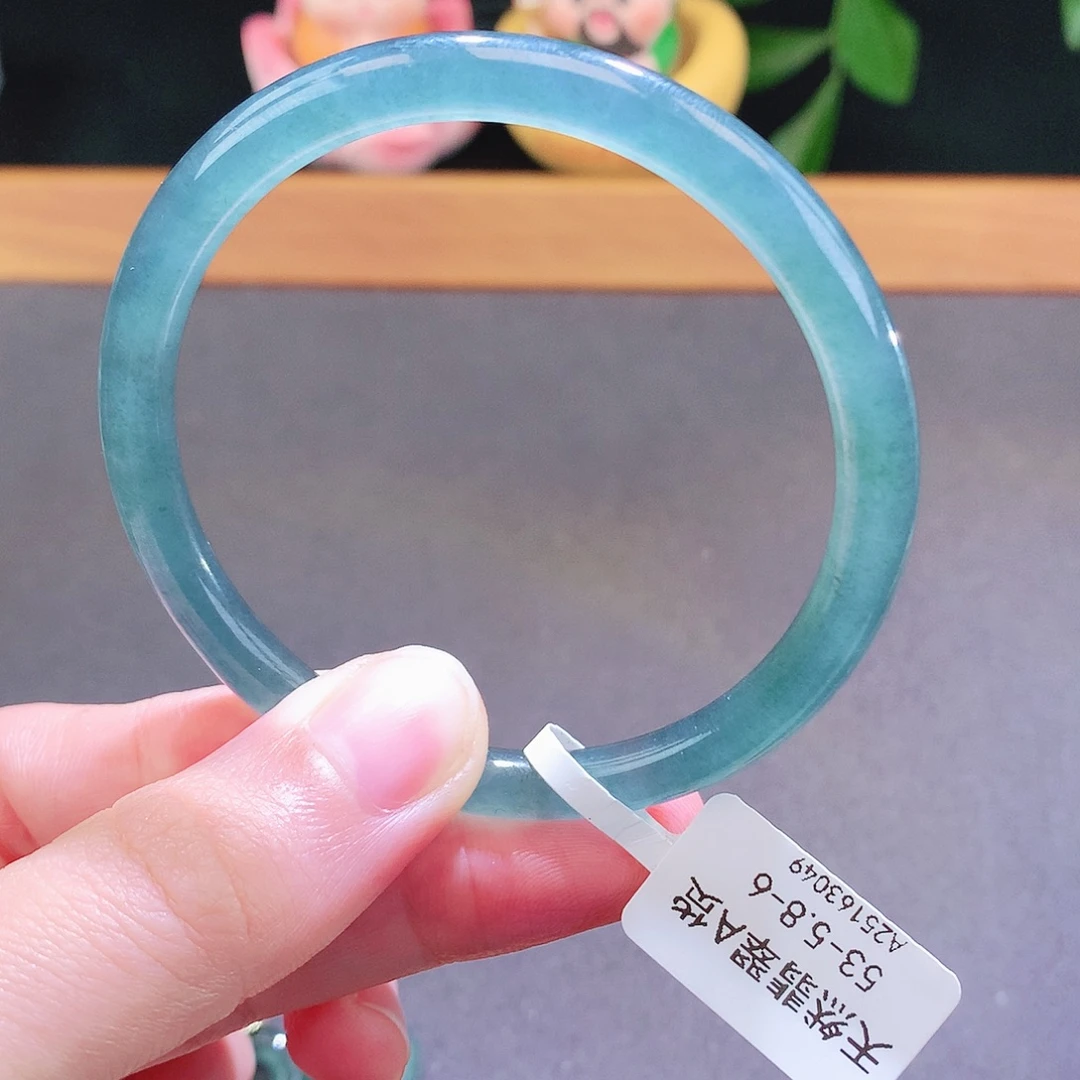 翡翠未镶嵌手镯天然翡翠